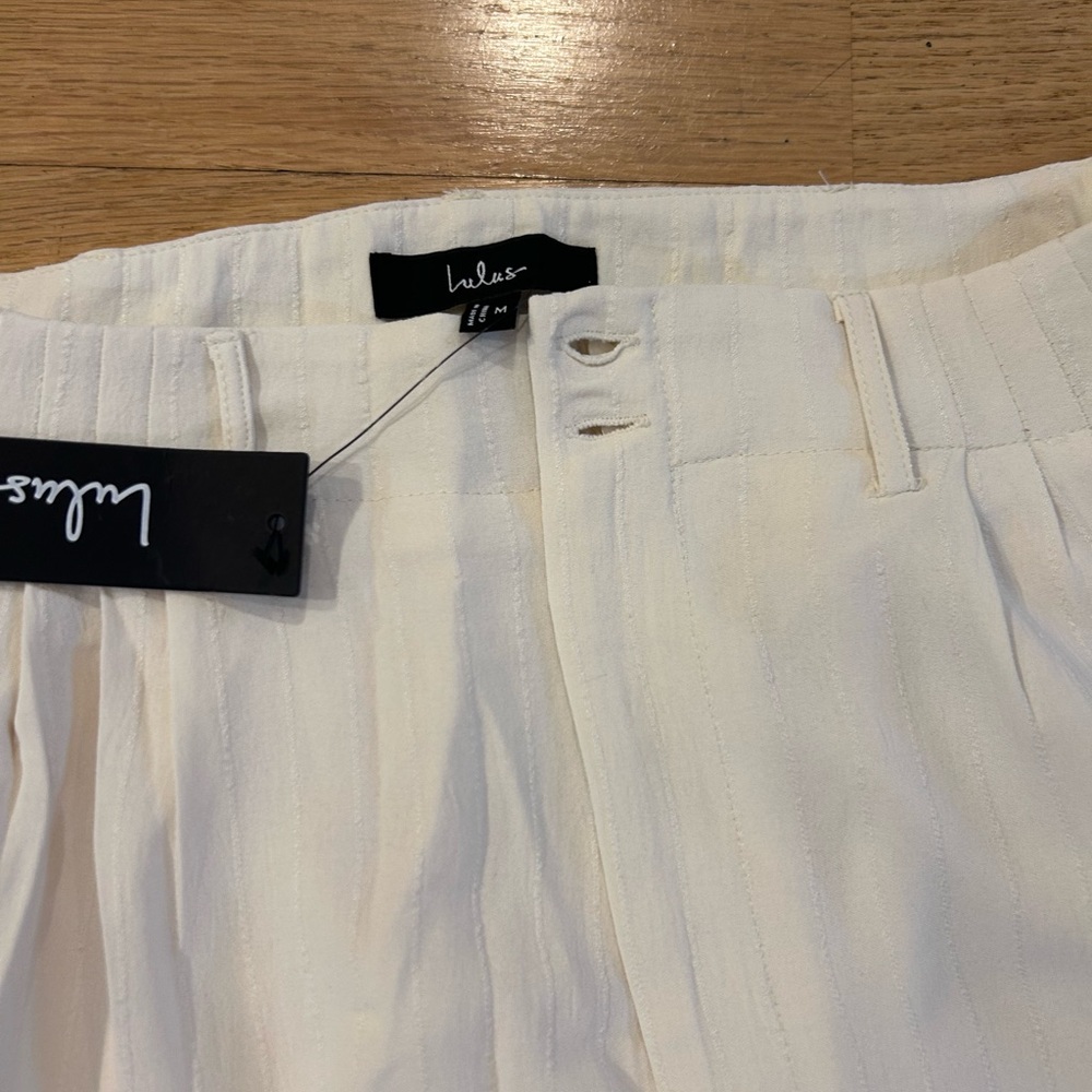 NWT Lulus Composed Persona Cream Textured Pleated High-Rise Wide-Leg Pants, M - Picture 3 of 5